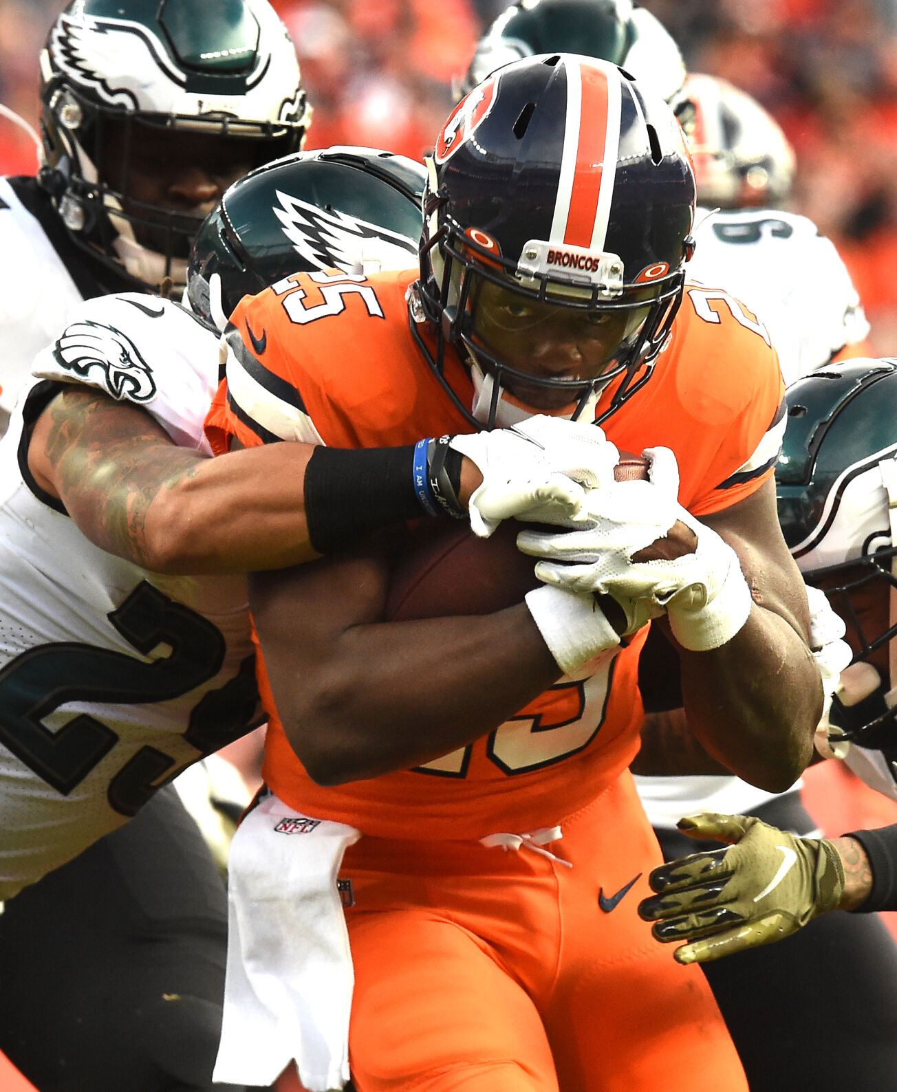 111521-s-broncos-eagles 1554 .jpg